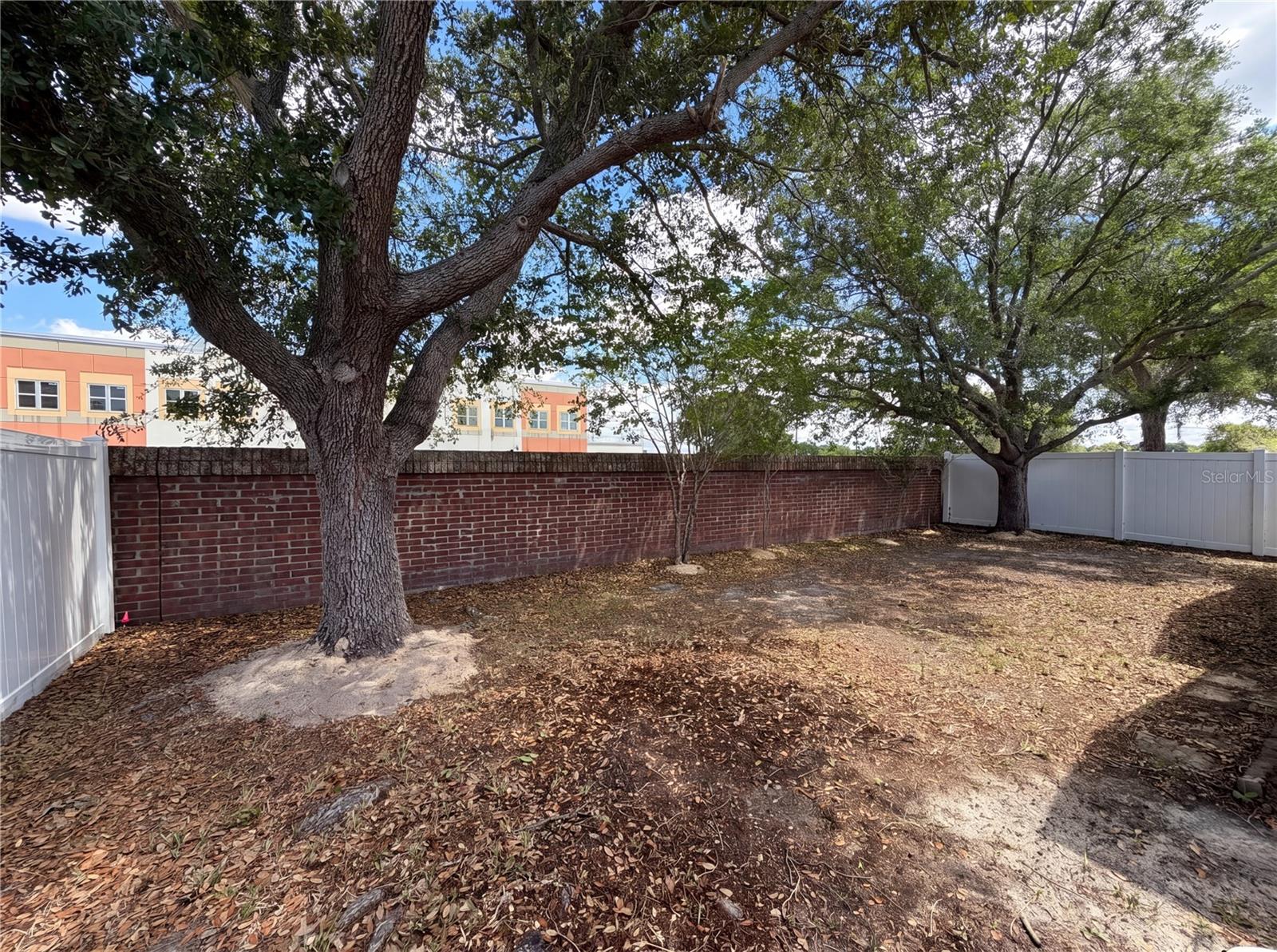 VISTA LAKES VILLAGE N-2 AMHURST - Residential