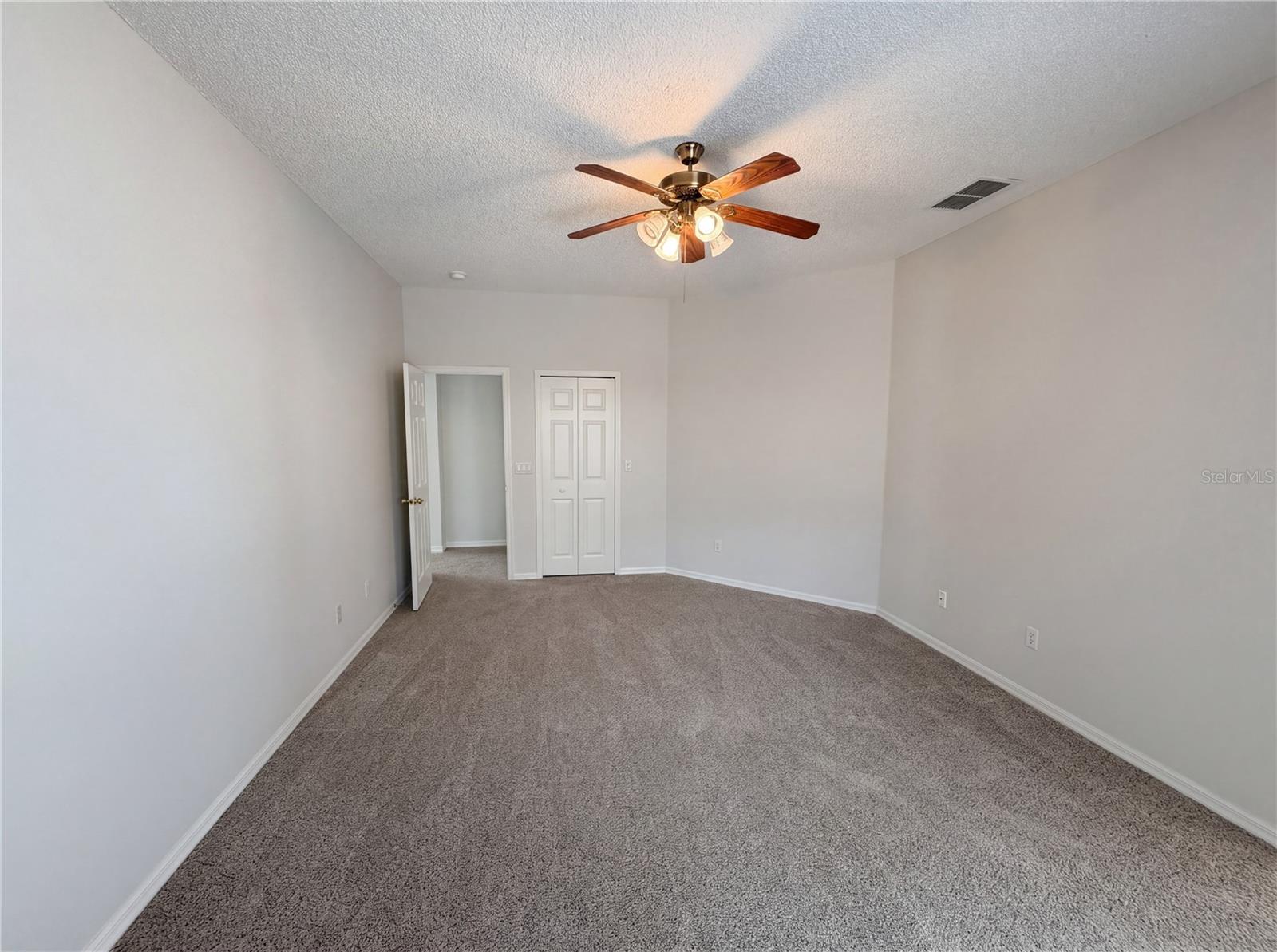 VISTA LAKES VILLAGE N-2 AMHURST - Residential