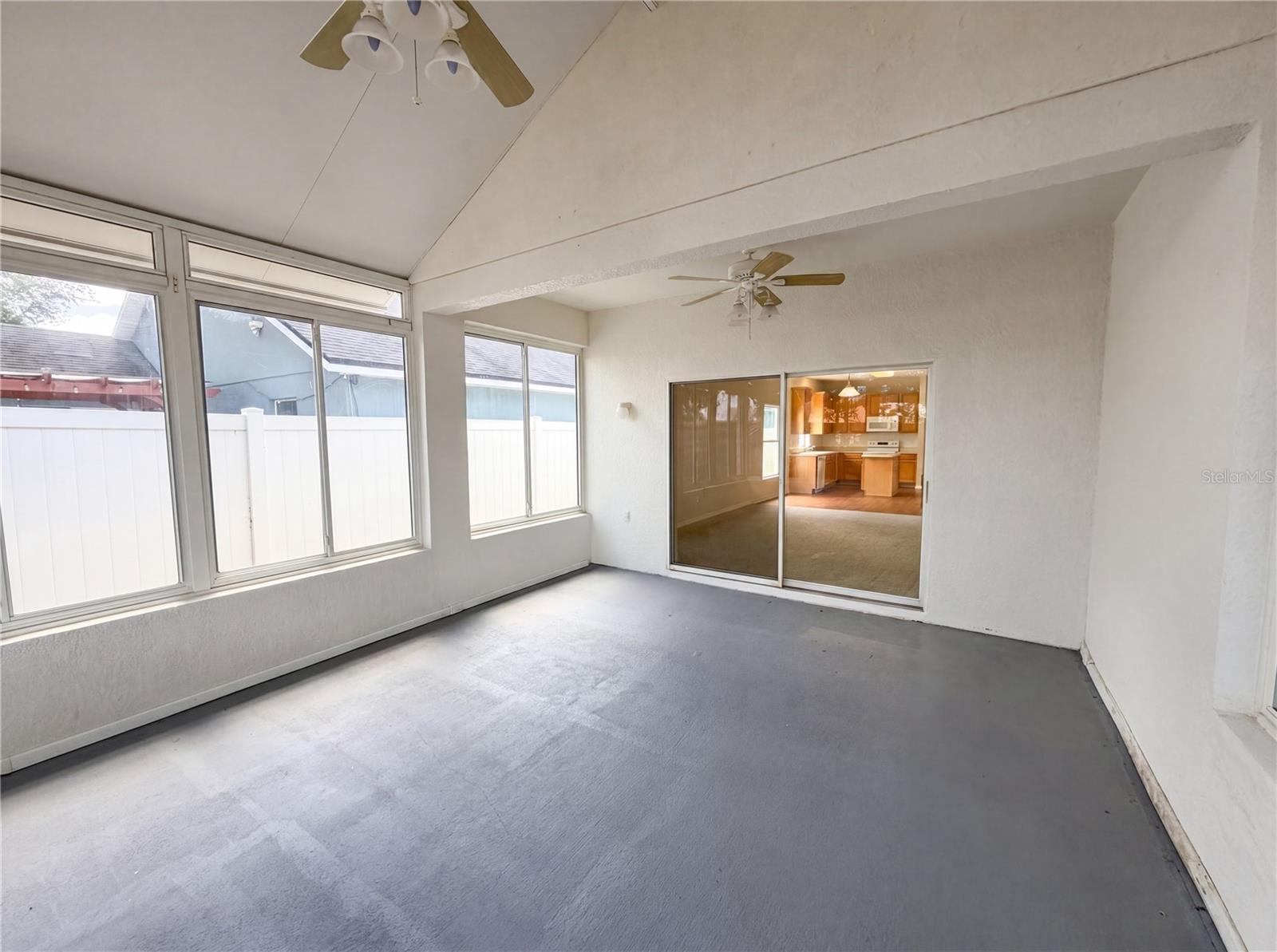 VISTA LAKES VILLAGE N-2 AMHURST - Residential