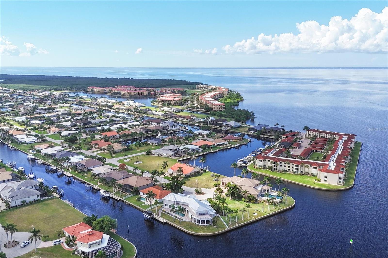 PUNTA GORDA ISLES SEC 04 - Land