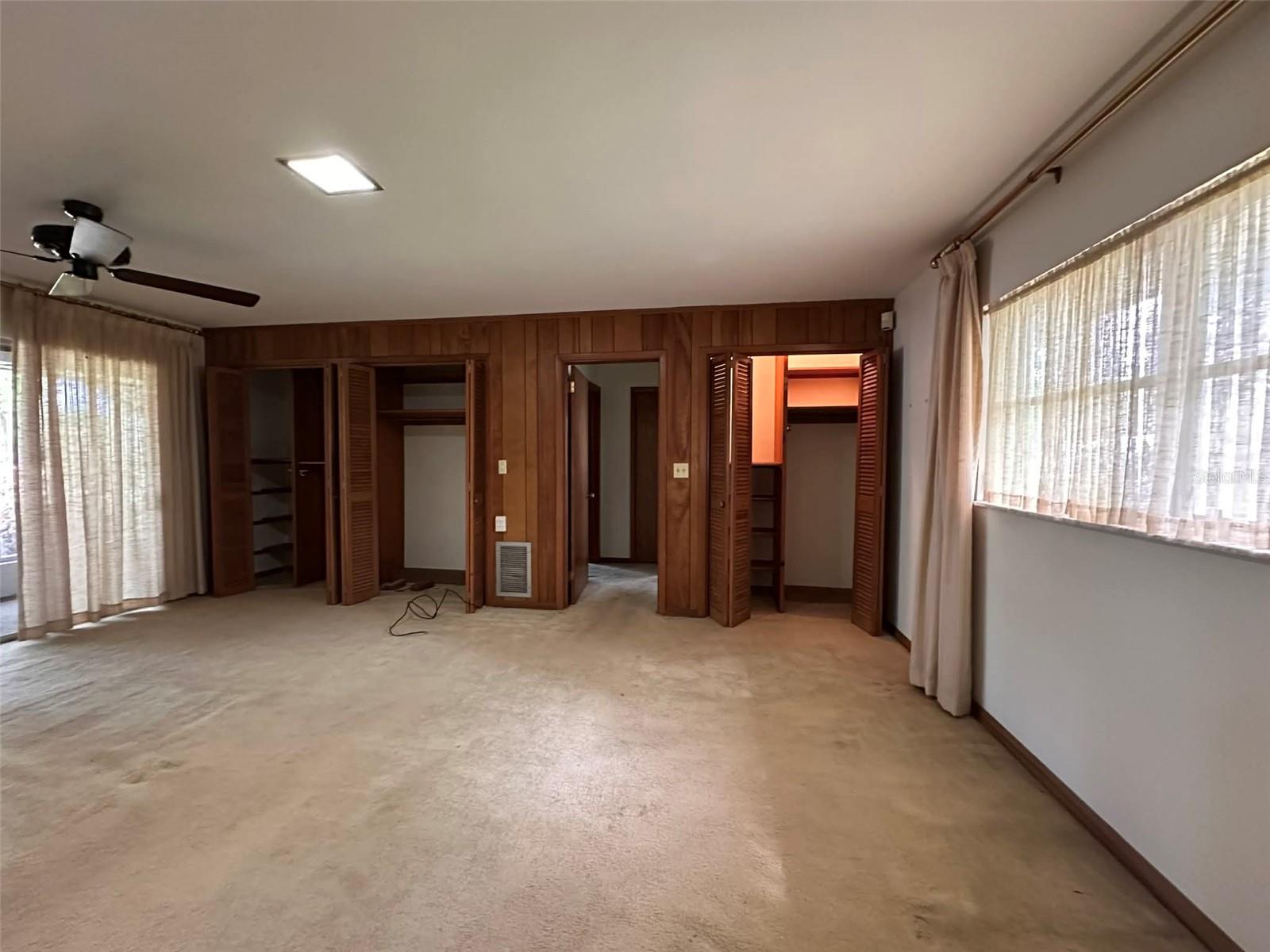 ALVAREZ GRANT - Residential