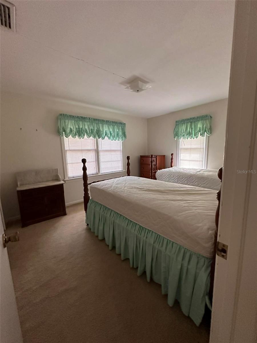 ALVAREZ GRANT - Residential