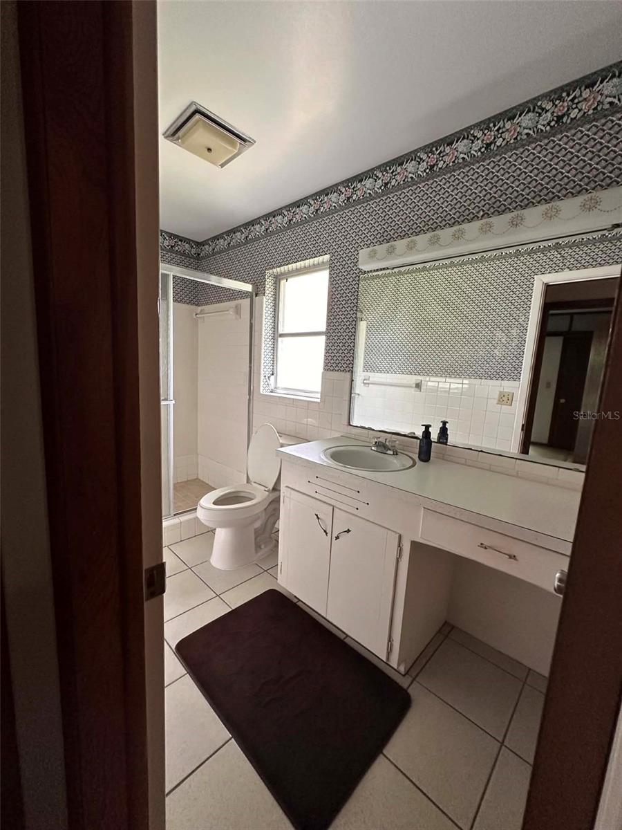 ALVAREZ GRANT - Residential