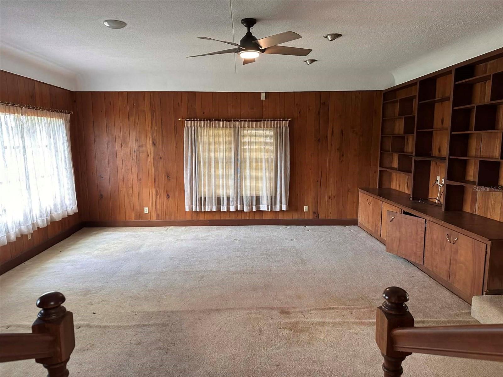 ALVAREZ GRANT - Residential