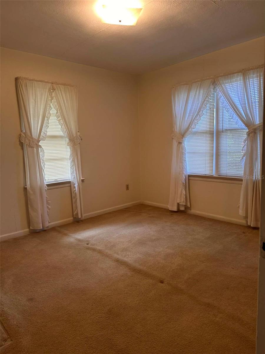 ALVAREZ GRANT - Residential