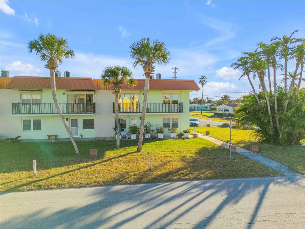 Photo of 10 Lynnhurst Drive #101, Ormond Beach, FL 32176 (MLS # NS1087042)