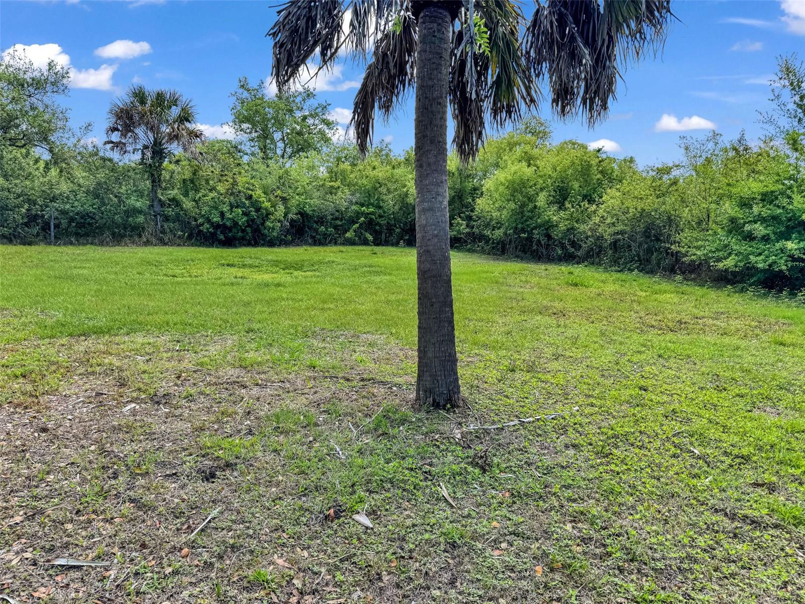 CHARLOTTE RANCHETTES 152 - Residential