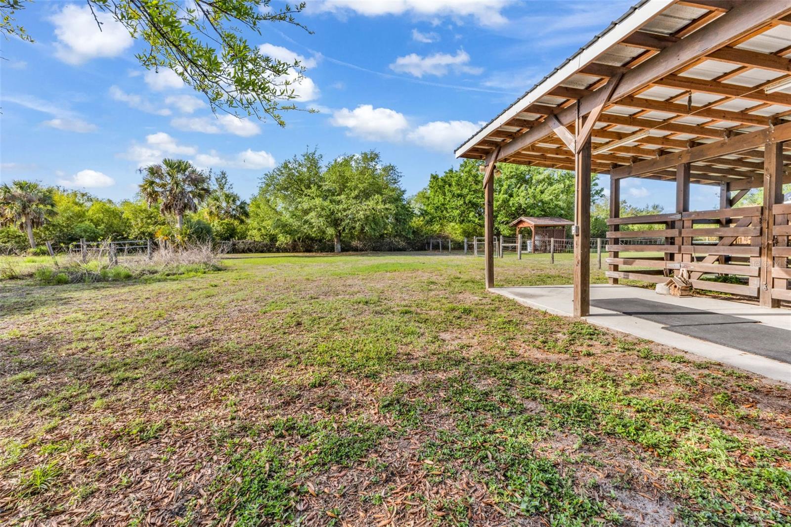 CHARLOTTE RANCHETTES 152 - Residential