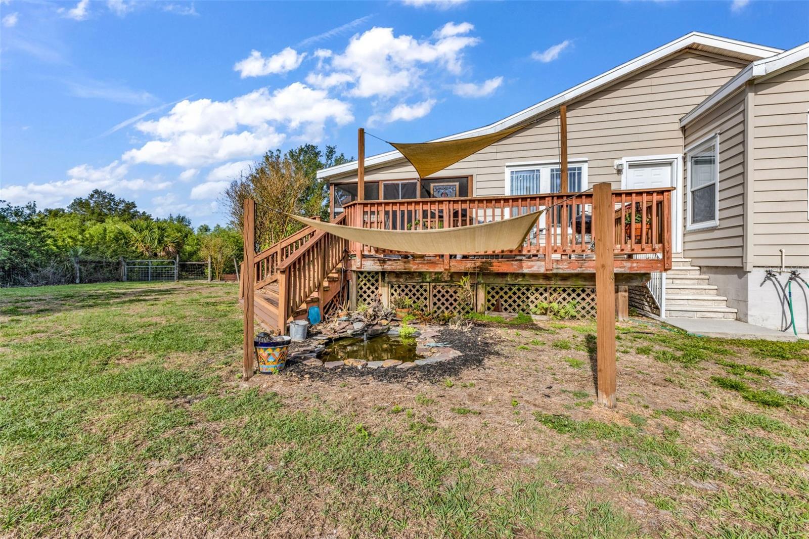 CHARLOTTE RANCHETTES 152 - Residential