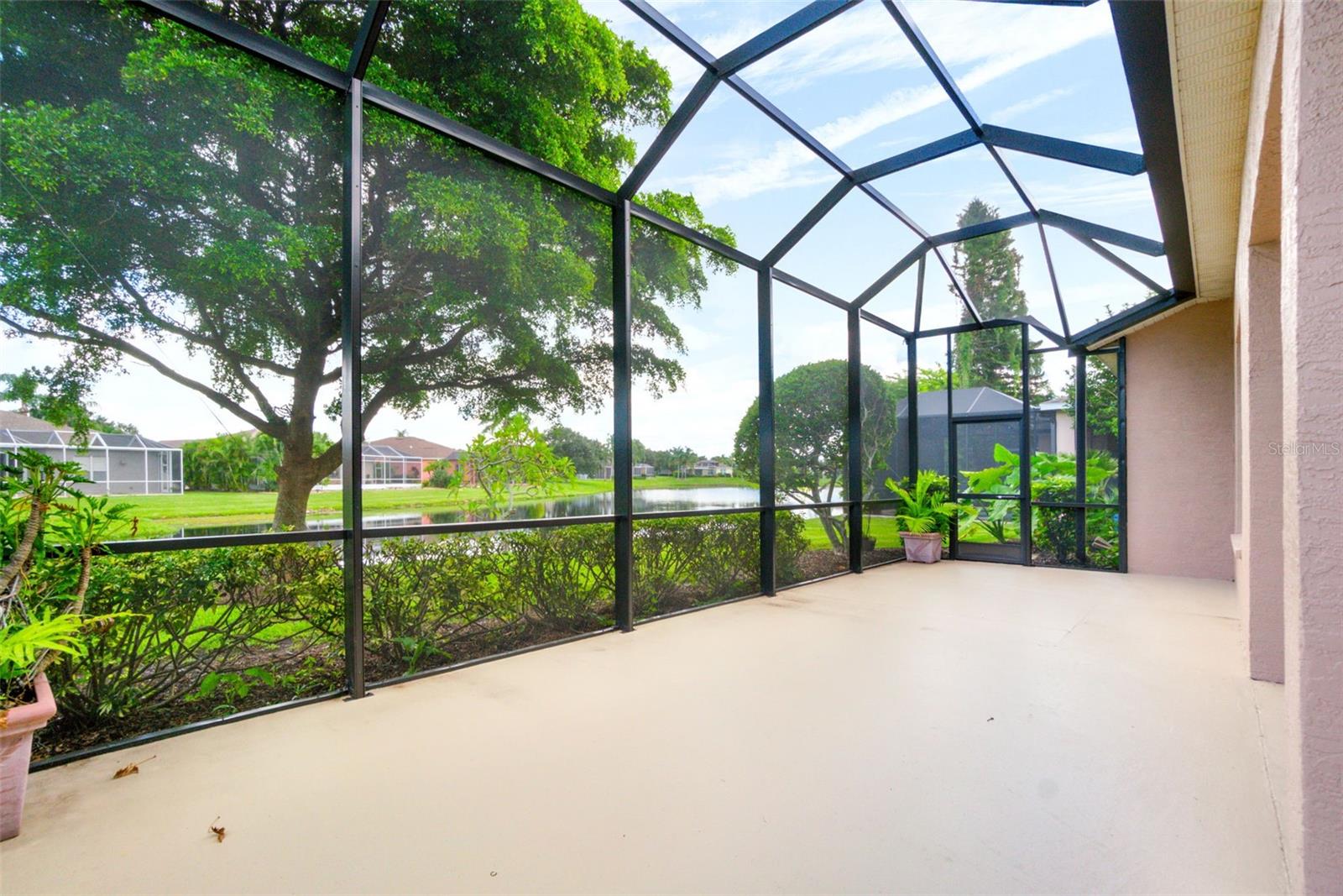 WELLINGTON CHASE - Residential