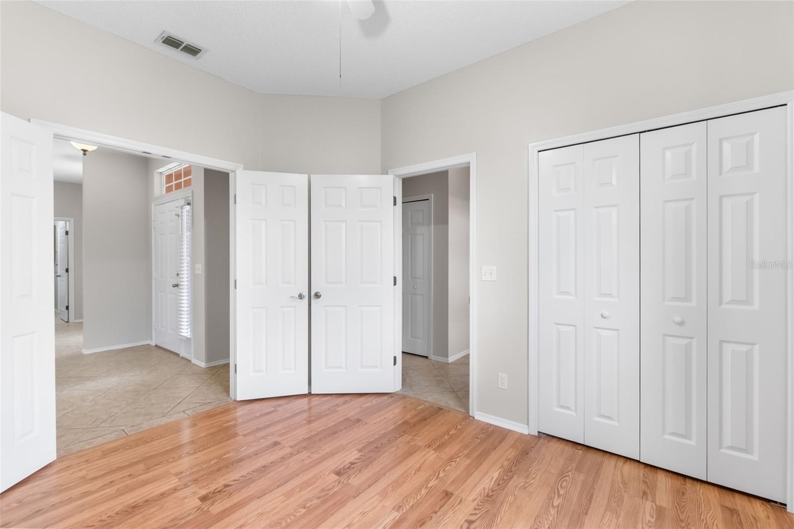 WELLINGTON CHASE - Residential