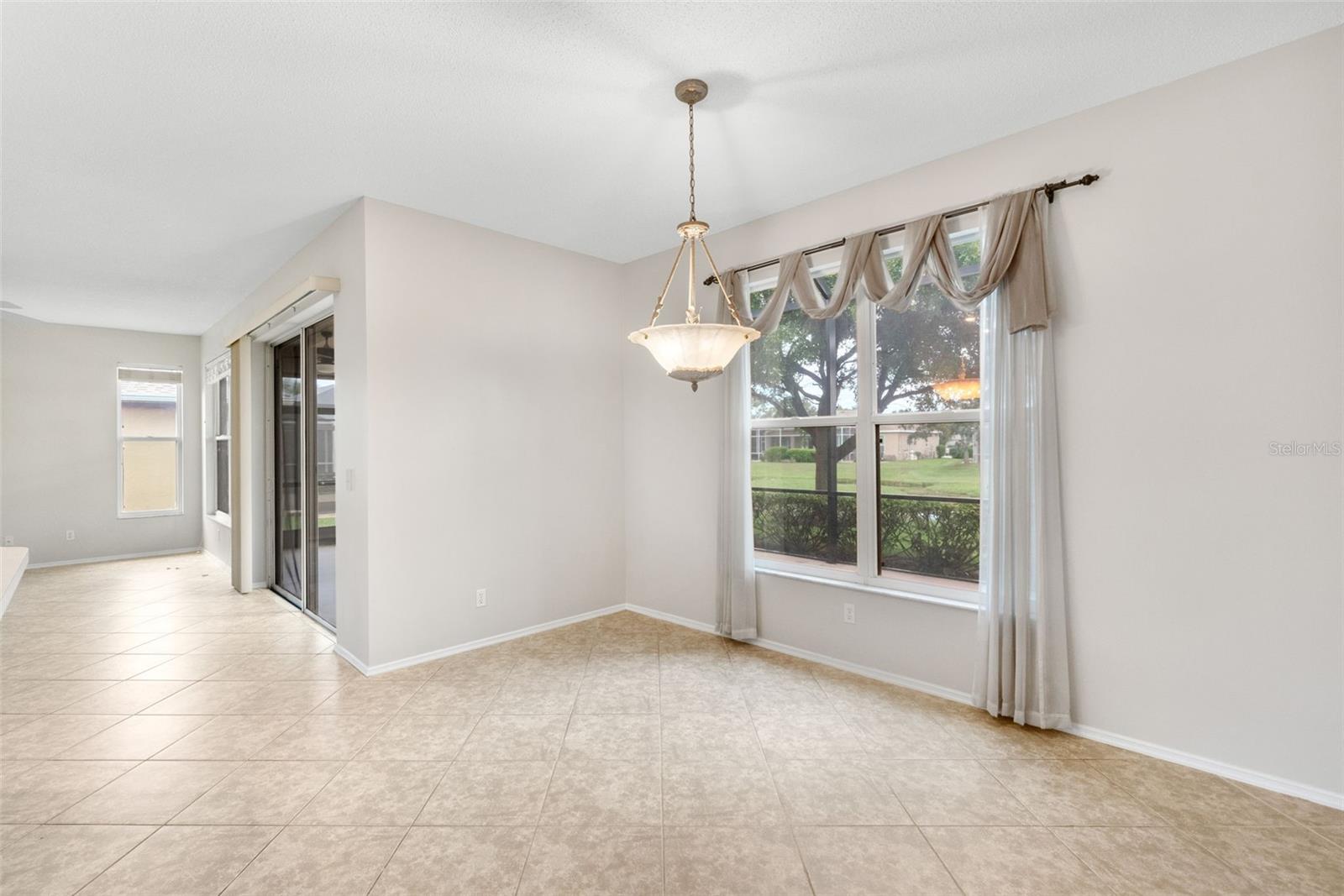 WELLINGTON CHASE - Residential