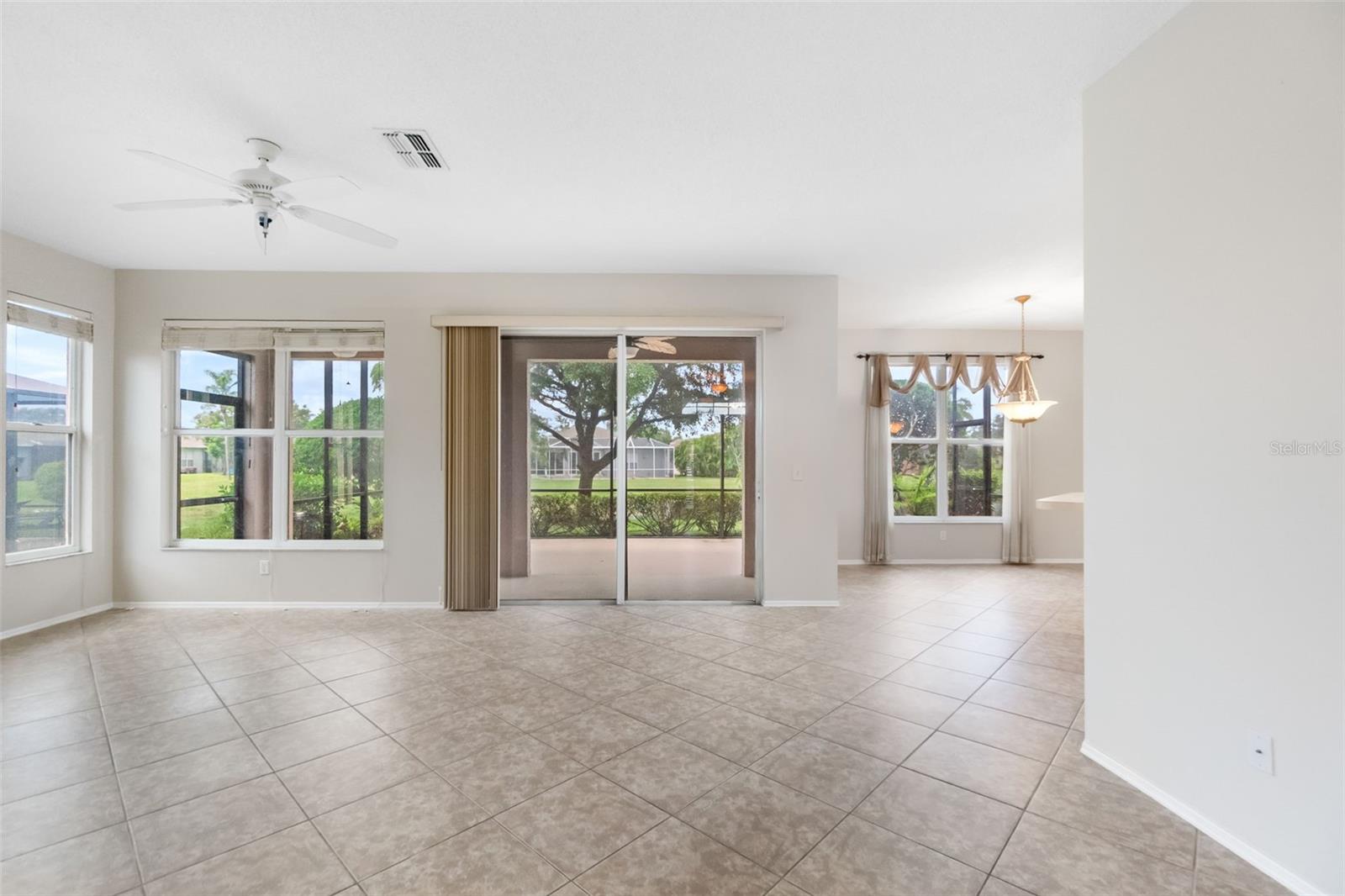 WELLINGTON CHASE - Residential