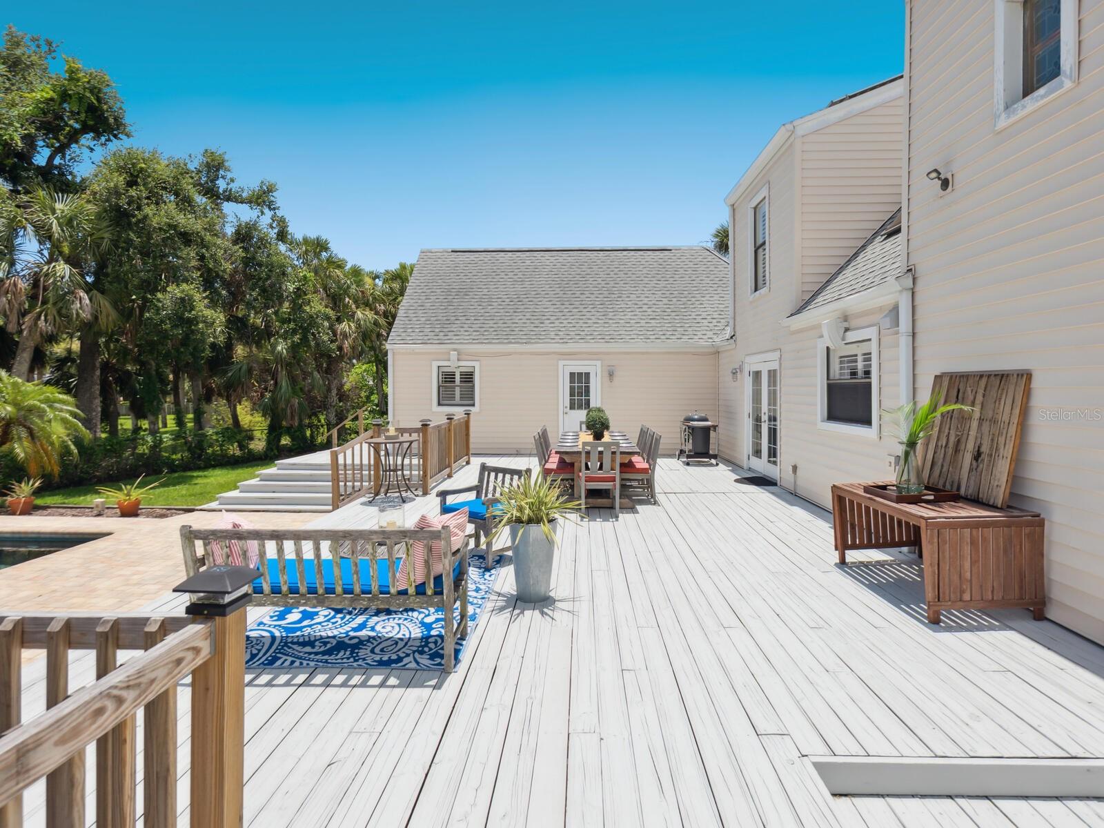 BENEVA OAKS - Residential