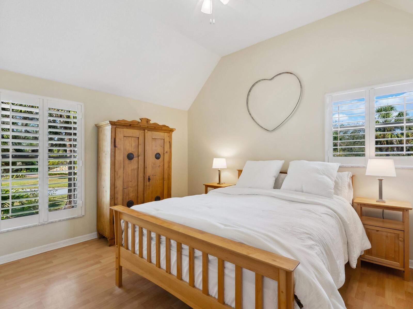 BENEVA OAKS - Residential