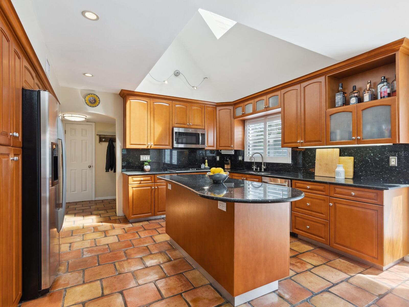 BENEVA OAKS - Residential