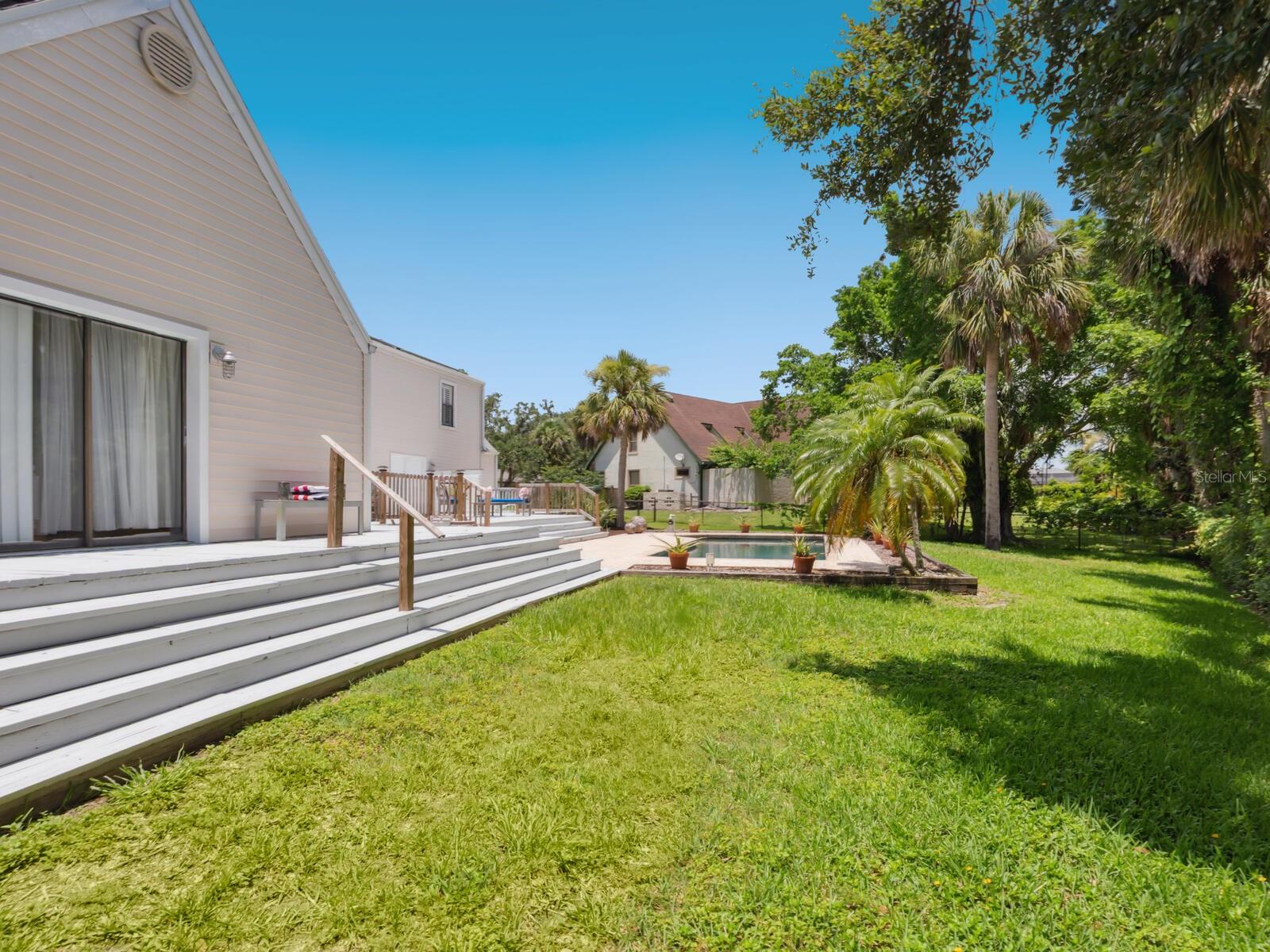 BENEVA OAKS - Residential