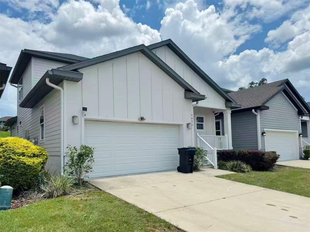 Photo of 1621 NW 121st Way, Gainesville, FL 32606 (MLS # O6426089)