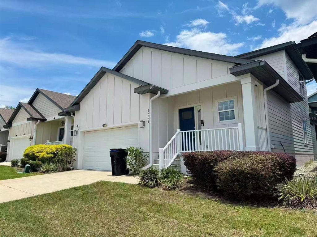Photo of 1621 NW 121st Way, Gainesville, FL 32606 (MLS # O6426089)