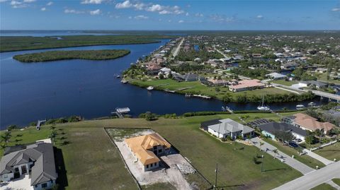 A home in PORT CHARLOTTE