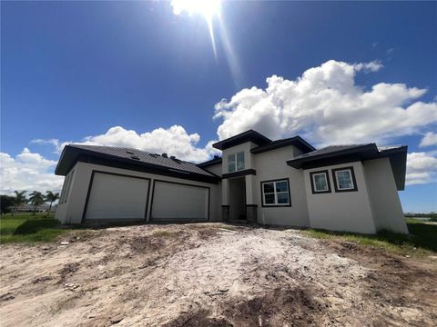 A home in PORT CHARLOTTE