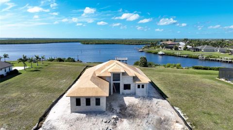 A home in PORT CHARLOTTE