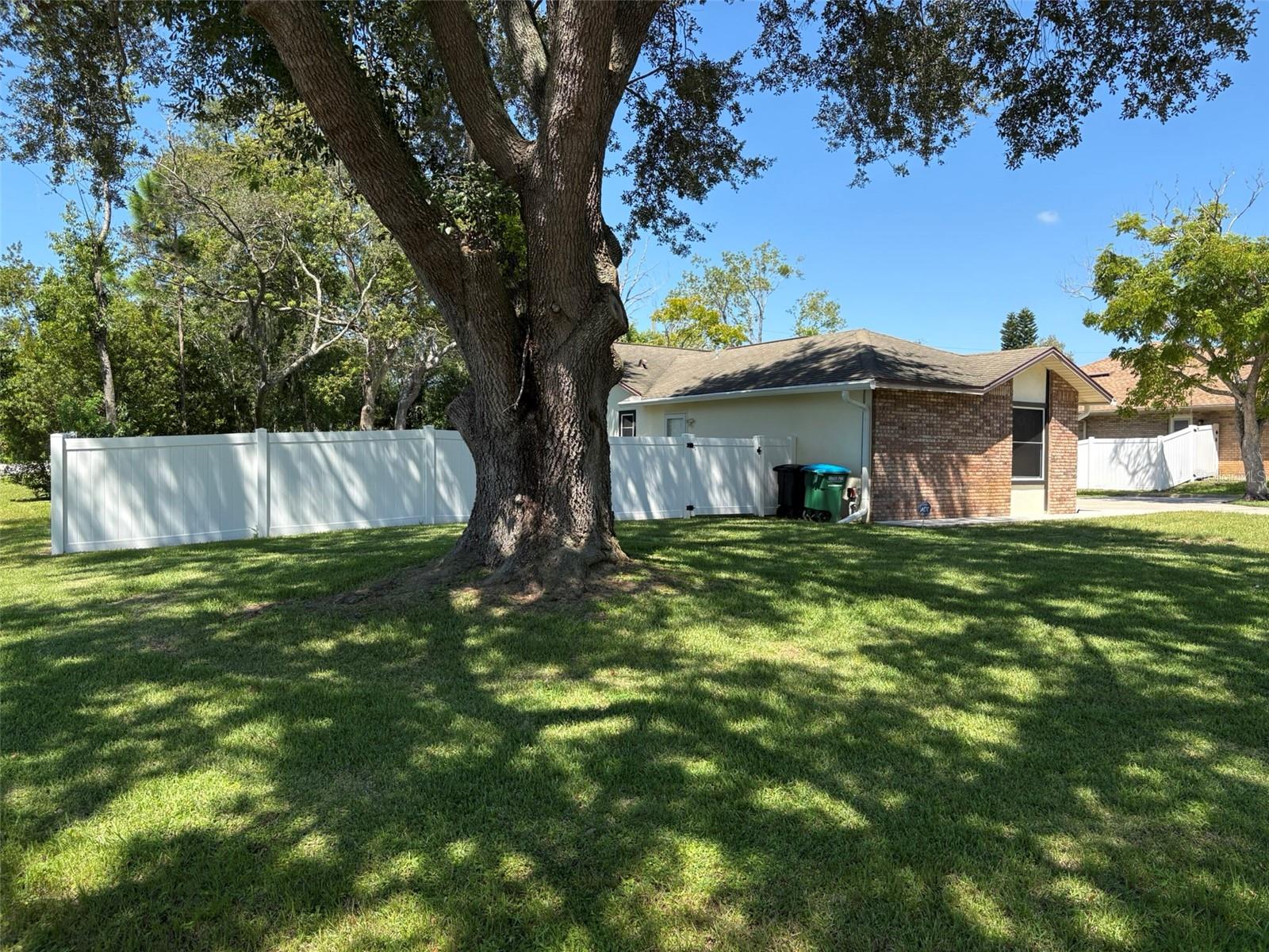 1400 FRANCONIA AVENUE