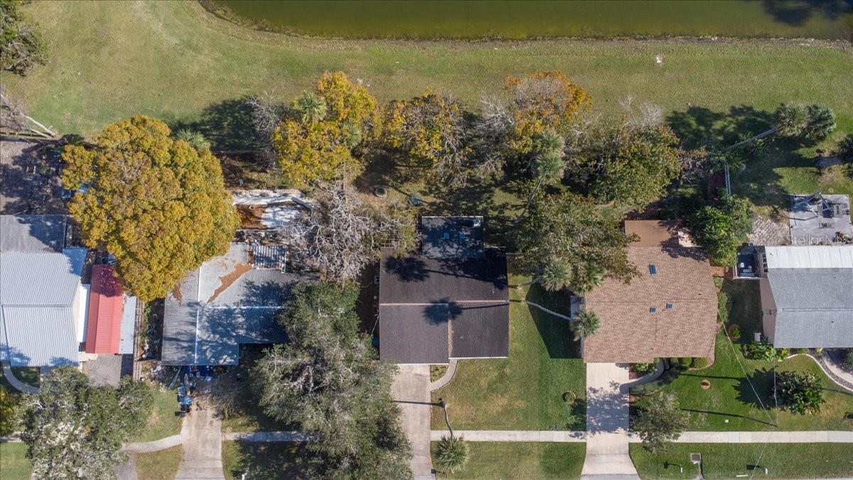 RIVIERA OAKS - Residential