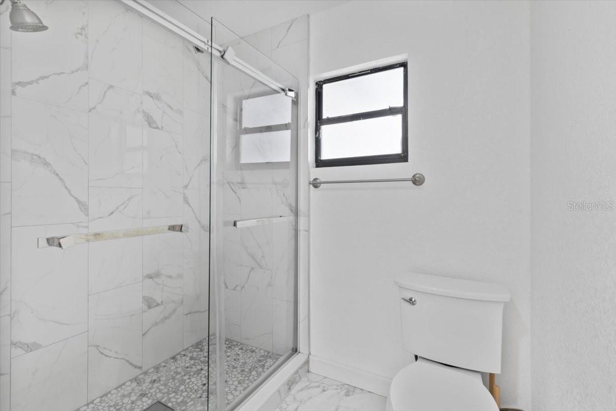 RIVIERA OAKS - Residential