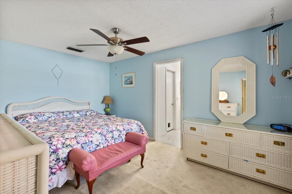 RIVIERA OAKS - Residential