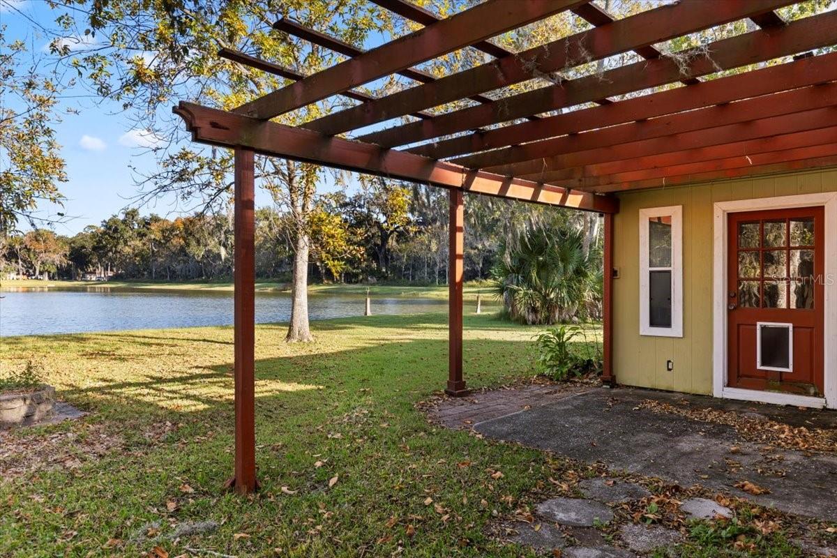 RIVIERA OAKS - Residential