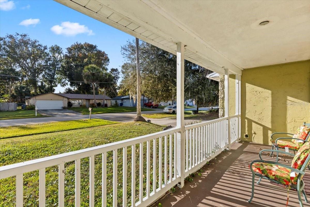 RIVIERA OAKS - Residential