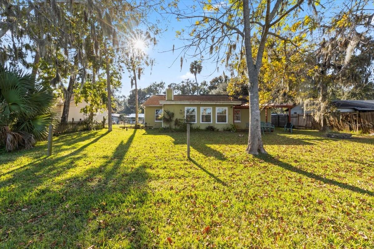 RIVIERA OAKS - Residential