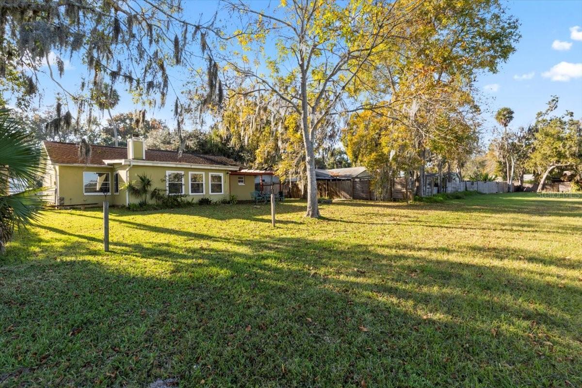 RIVIERA OAKS - Residential