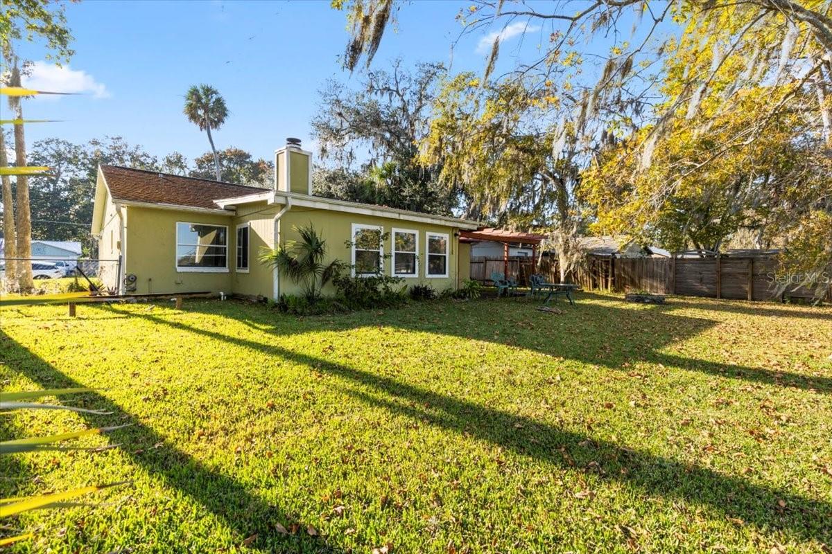 RIVIERA OAKS - Residential