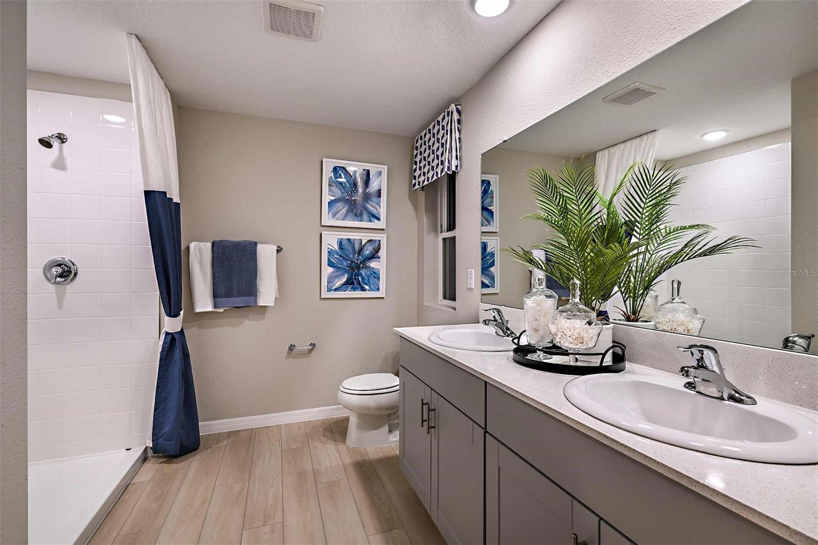 SCENIC TERRACE - Residential