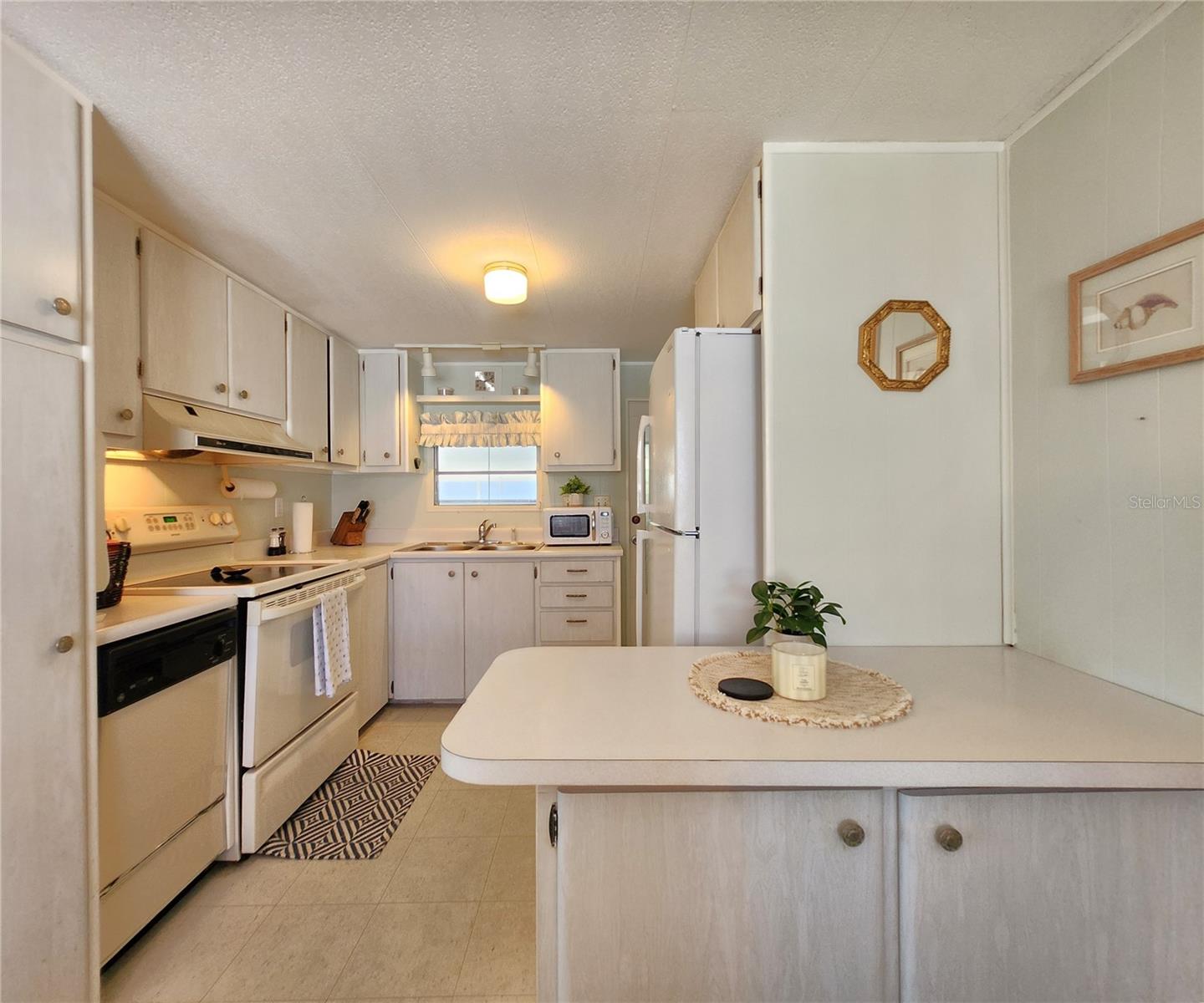 GOLF LAKES RESIDENTS CO-OP - Residential