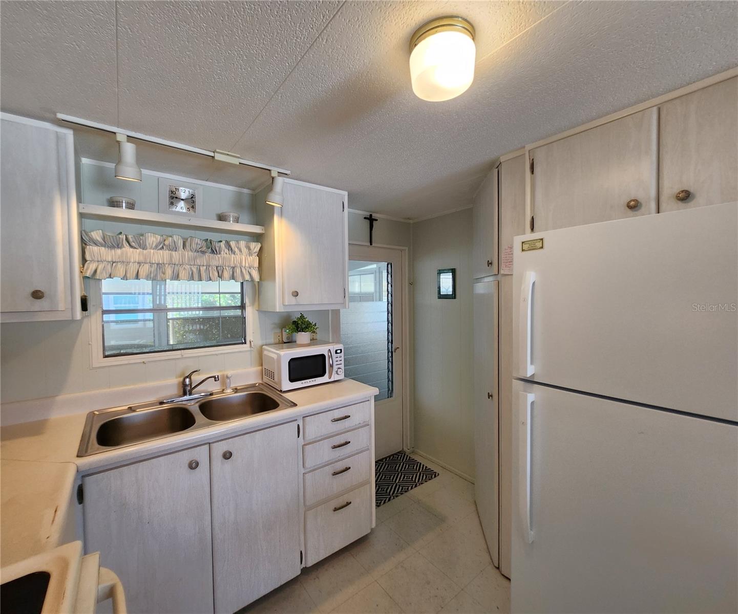 GOLF LAKES RESIDENTS CO-OP - Residential
