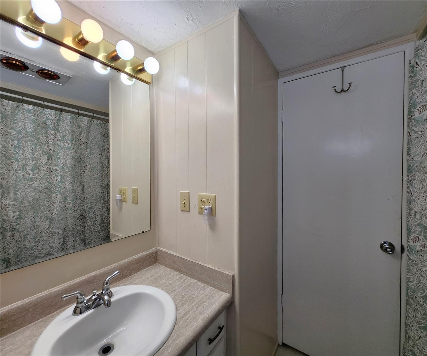 GOLF LAKES RESIDENTS CO-OP - Residential