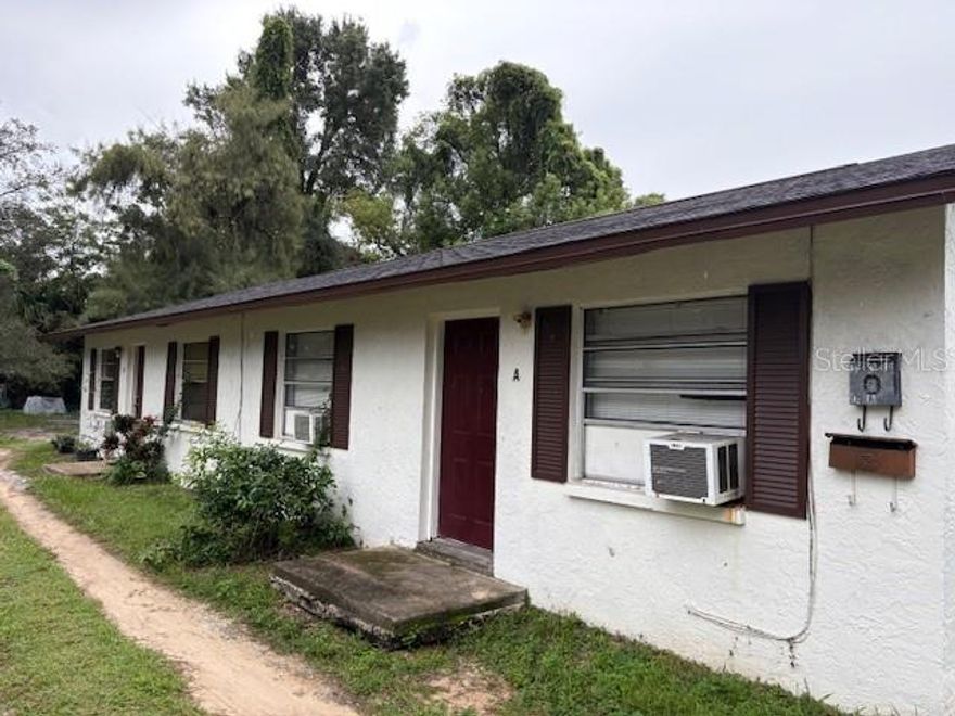 Discover this excellent duplex property, featuring two identical units, each with 2 spacious bedrooms. Both units are currently rented, providing immediate income potential for investors. The building is a sturdy block construction, ensuring durability and minimal maintenance. Will need some TLC, but Perfect for generating steady income or developing your real estate portfolio. Don’t miss this fantastic opportunity to own a income-producing property with plenty of growth potential.