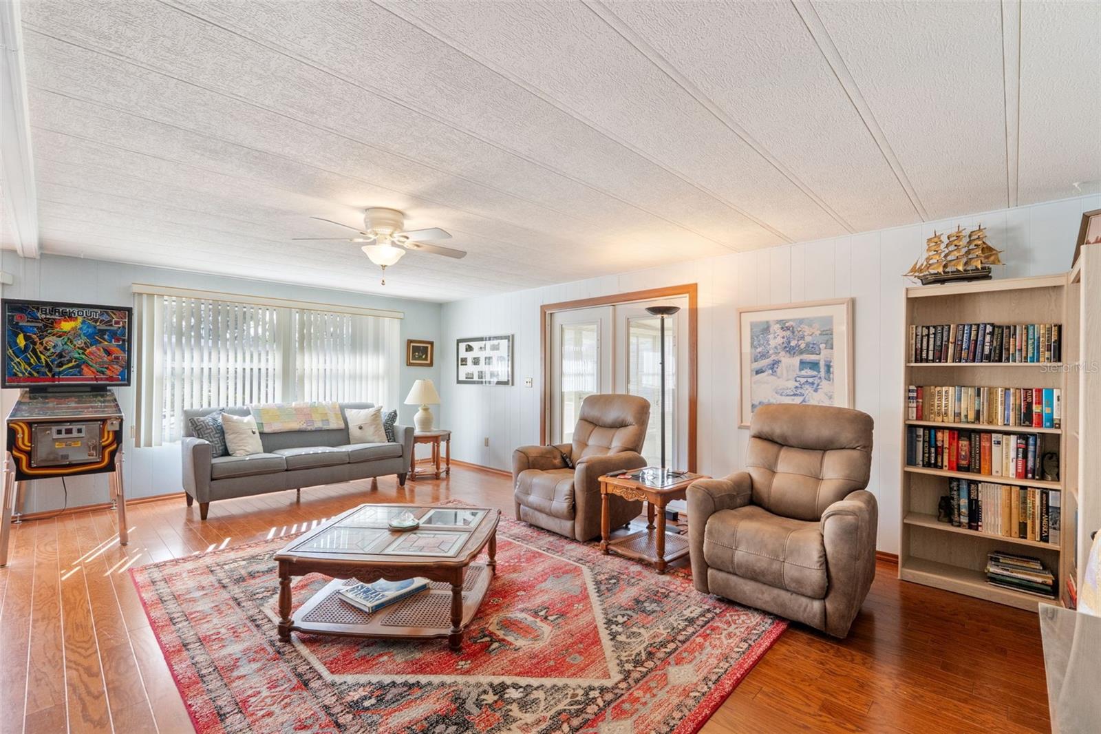 EUSTIS COUNTRY CLUB MANOR MHP UNIT 02A - Residential