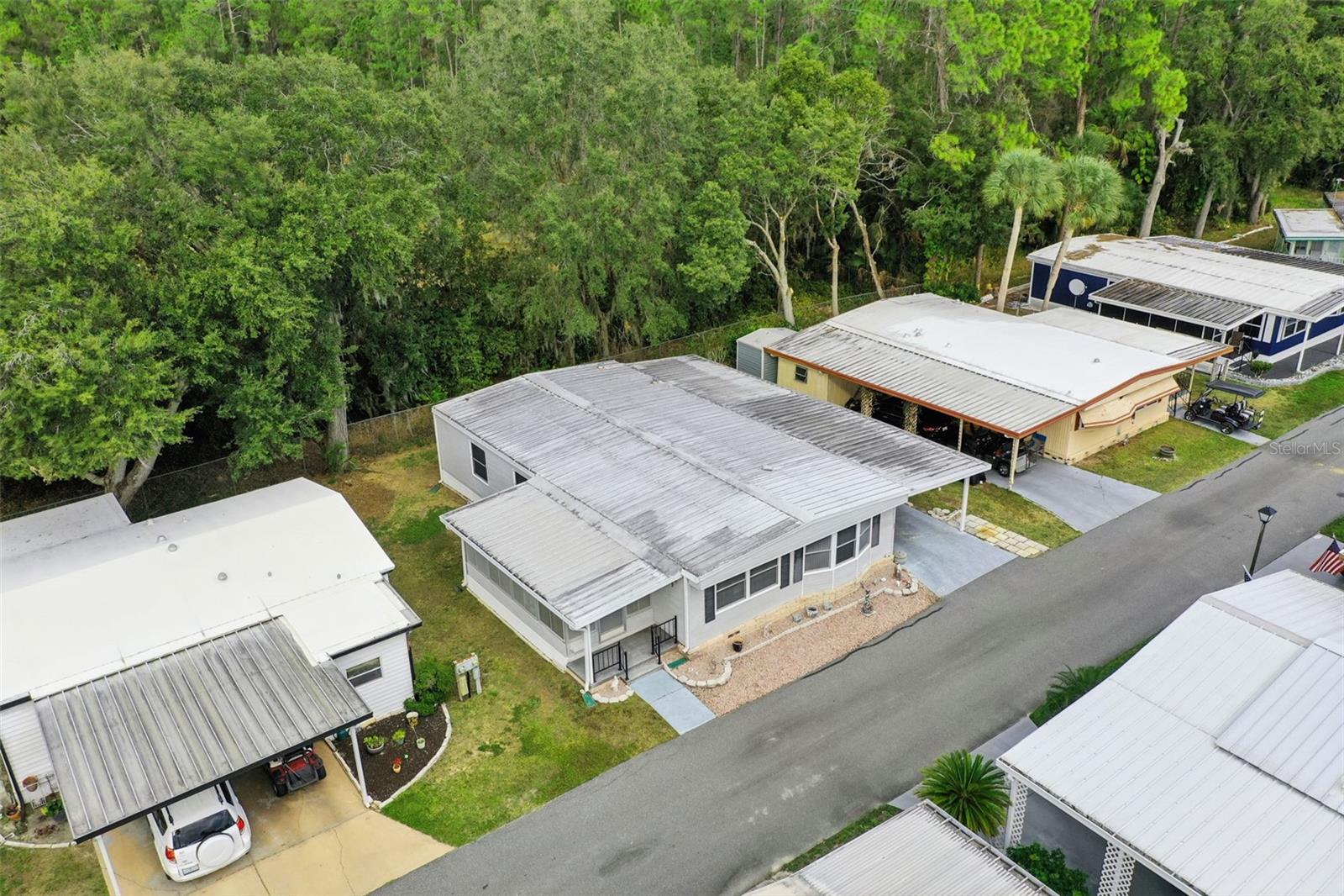 EUSTIS COUNTRY CLUB MANOR MHP UNIT 02A - Residential