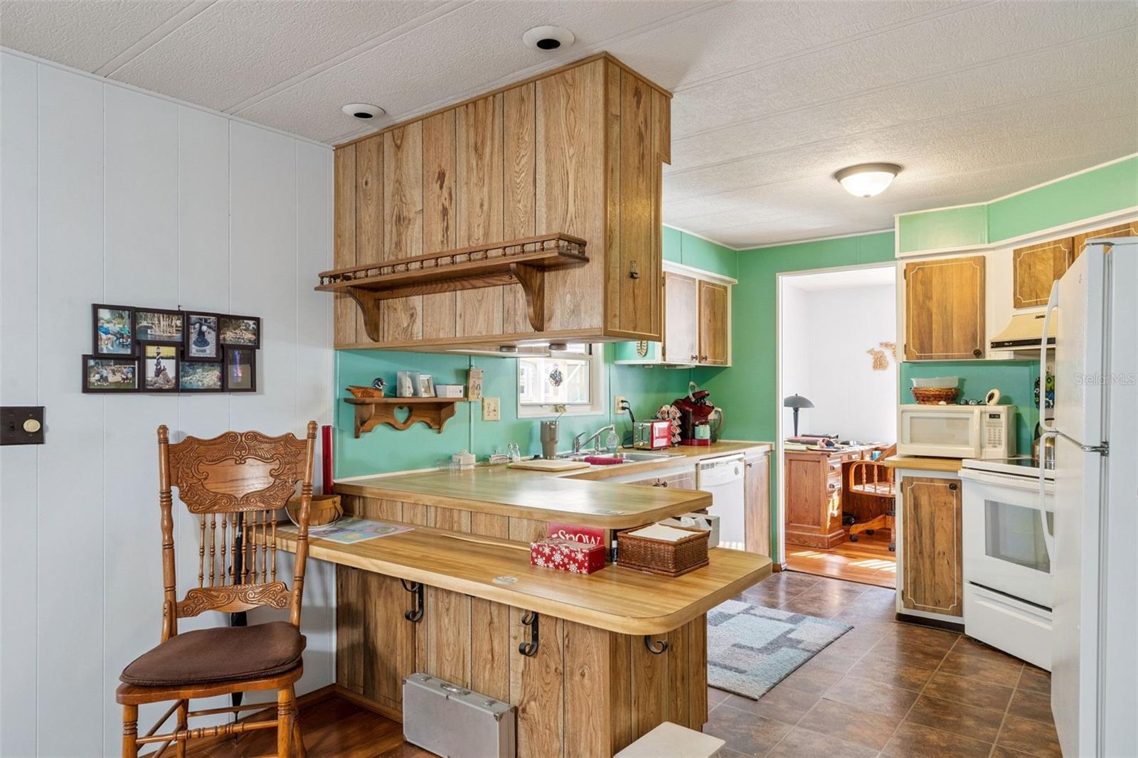 EUSTIS COUNTRY CLUB MANOR MHP UNIT 02A - Residential