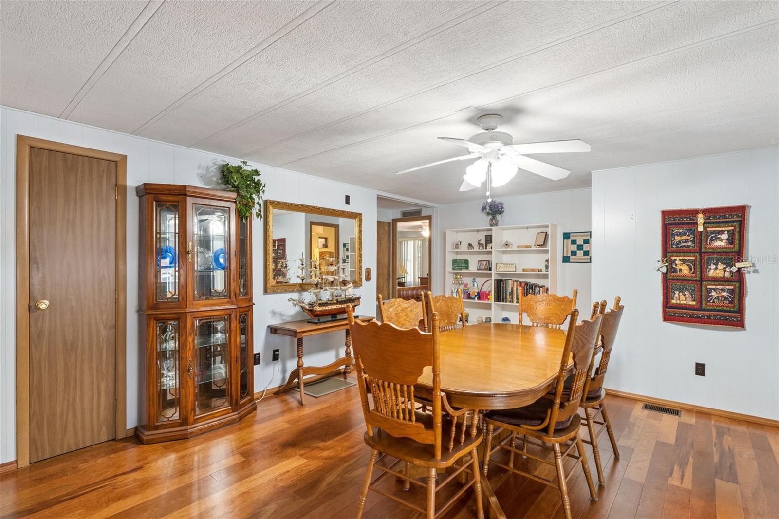 EUSTIS COUNTRY CLUB MANOR MHP UNIT 02A - Residential