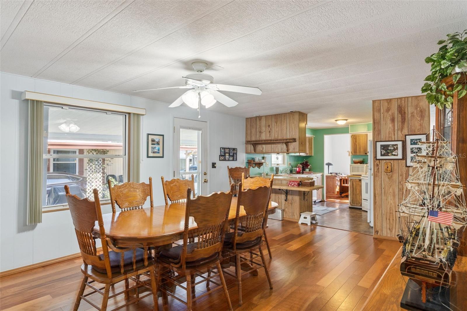 EUSTIS COUNTRY CLUB MANOR MHP UNIT 02A - Residential