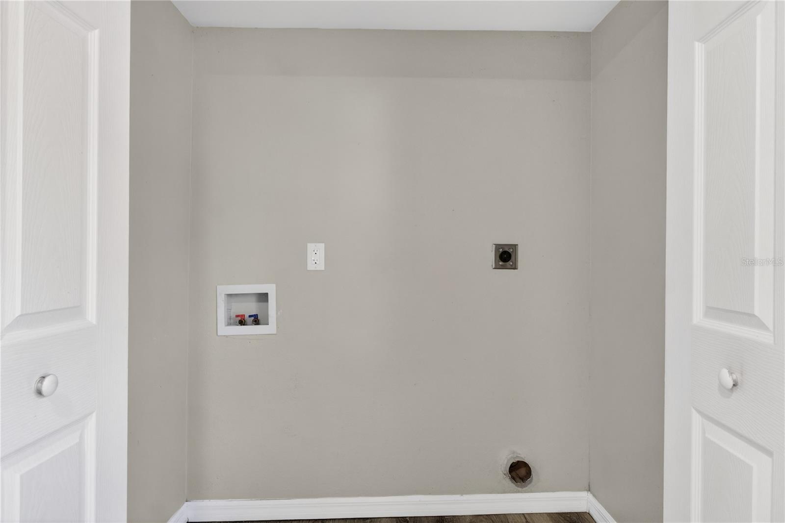 AUBURNDALE HEIGHTS - Residential