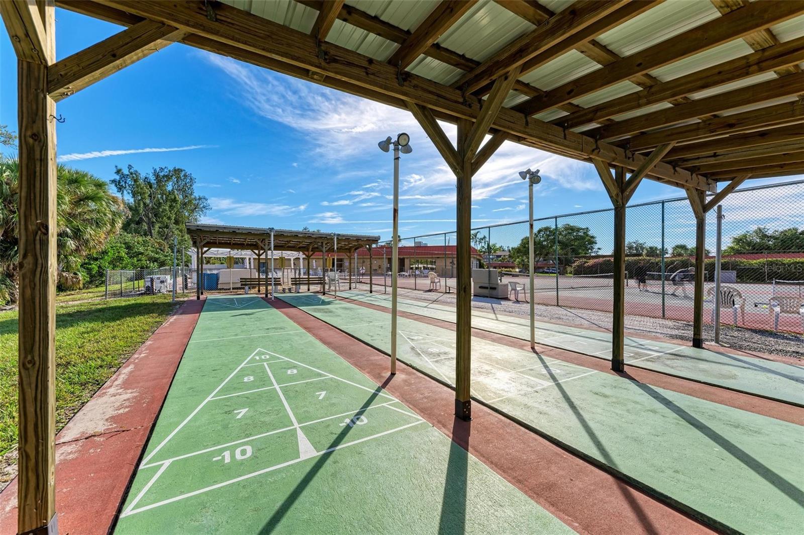 PALMA SOLA HARBOUR SEC 3 - Residential