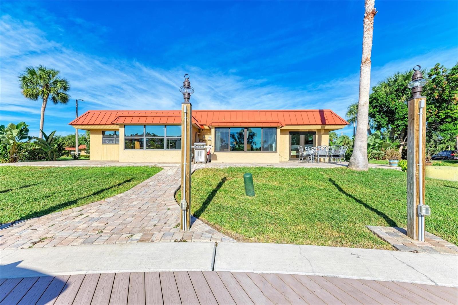 PALMA SOLA HARBOUR SEC 3 - Residential