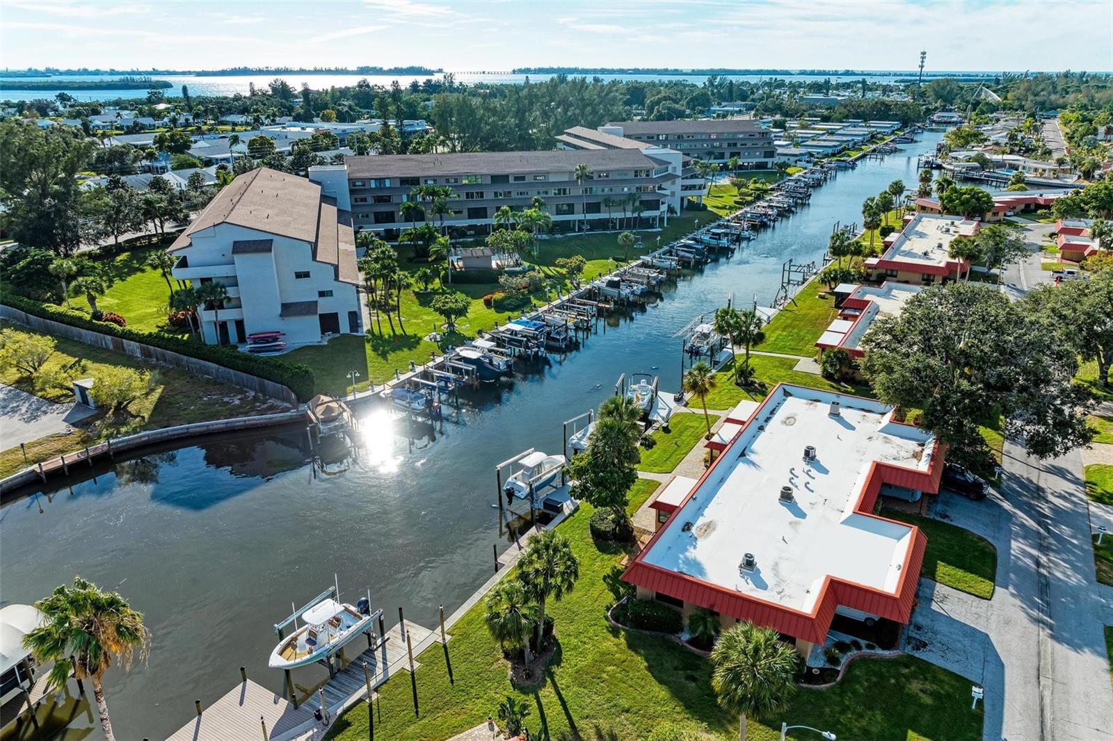 PALMA SOLA HARBOUR SEC 3 - Residential
