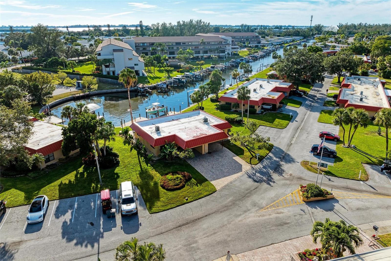PALMA SOLA HARBOUR SEC 3 - Residential